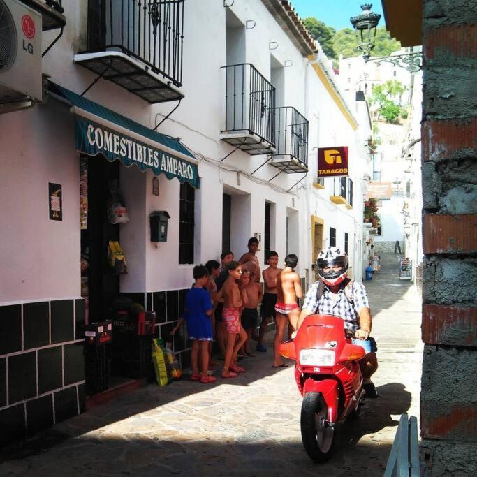 Casa Canillas - For Solo Travelers Or Small Groups Of 4 To 6 People Canillas de Aceituno Exteriér fotografie