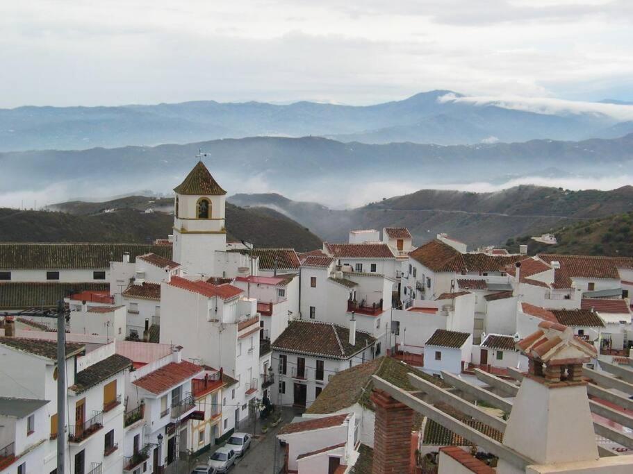 Casa Canillas - For Solo Travelers Or Small Groups Of 4 To 6 People Canillas de Aceituno Exteriér fotografie