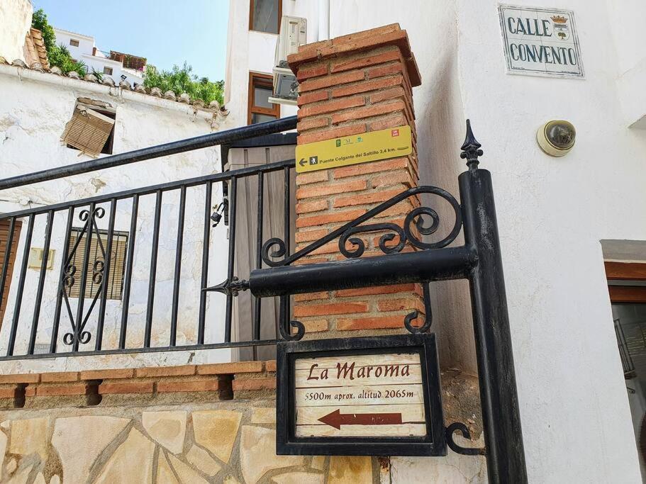 Casa Canillas - For Solo Travelers Or Small Groups Of 4 To 6 People Canillas de Aceituno Exteriér fotografie